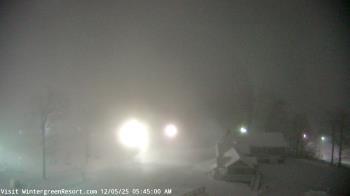 Weather camera view of Wintergreen Mtn. at 3600 ft. elev..
