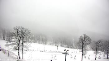 Weather camera view of Wintergreen Mtn. at 3600 ft. elev..