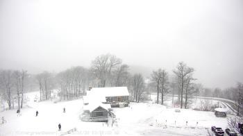 Weather camera view of Wintergreen Mtn. at 3600 ft. elev..