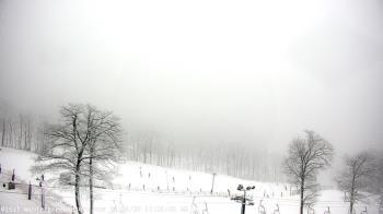 Weather camera view of Wintergreen Mtn. at 3600 ft. elev..
