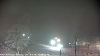 Weather camera view of Wintergreen Mtn. at 3600 ft. elev..