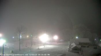 Weather camera view of Wintergreen Mtn. at 3600 ft. elev..
