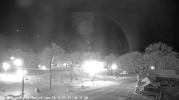 Weather camera view of Wintergreen Mtn. at 3600 ft. elev..