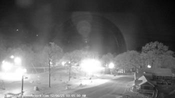 Weather camera view of Wintergreen Mtn. at 3600 ft. elev..