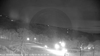 Weather camera view of Wintergreen Mtn. at 3600 ft. elev..