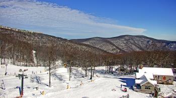 Weather camera view of Wintergreen Mtn. at 3600 ft. elev..