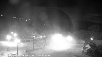 Weather camera view of Wintergreen Mtn. at 3600 ft. elev..