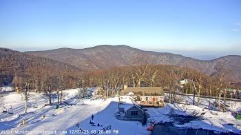 Weather camera view of Wintergreen Mtn. at 3600 ft. elev..
