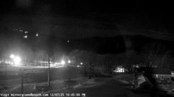 Weather camera view of Wintergreen Mtn. at 3600 ft. elev..