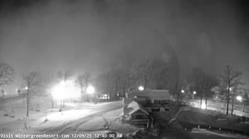 Weather camera view of Wintergreen Mtn. at 3600 ft. elev..