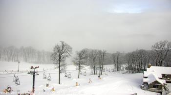 Weather camera view of Wintergreen Mtn. at 3600 ft. elev..