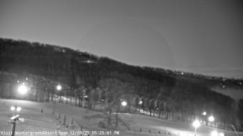Weather camera view of Wintergreen Mtn. at 3600 ft. elev..