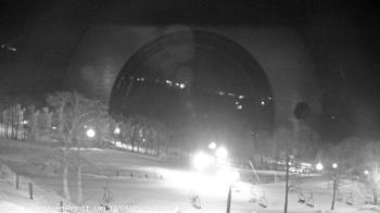 Weather camera view of Wintergreen Mtn. at 3600 ft. elev..