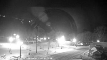 Weather camera view of Wintergreen Mtn. at 3600 ft. elev..