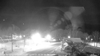 Weather camera view of Wintergreen Mtn. at 3600 ft. elev..