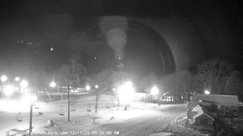 Weather camera view of Wintergreen Mtn. at 3600 ft. elev..