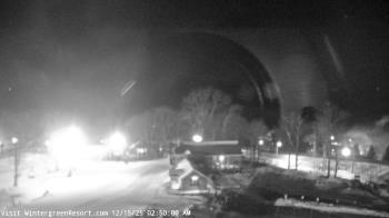 Weather camera view of Wintergreen Mtn. at 3600 ft. elev..