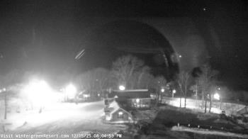 Weather camera view of Wintergreen Mtn. at 3600 ft. elev..