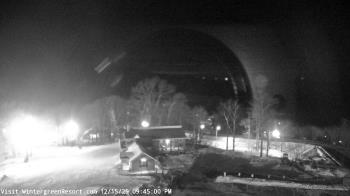 Weather camera view of Wintergreen Mtn. at 3600 ft. elev..
