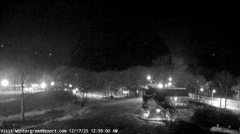 Weather camera view of Wintergreen Mtn. at 3600 ft. elev..