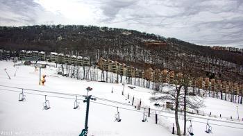 Weather camera view of Wintergreen Mtn. at 3600 ft. elev..