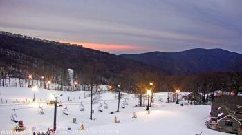 Weather camera view of Wintergreen Mtn. at 3600 ft. elev..