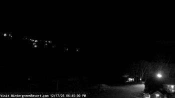 Weather camera view of Wintergreen Mtn. at 3600 ft. elev..