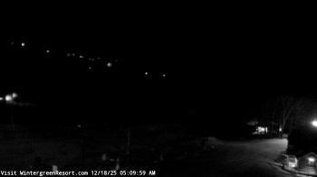 Weather camera view of Wintergreen Mtn. at 3600 ft. elev..