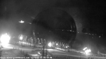 Weather camera view of Wintergreen Mtn. at 3600 ft. elev..