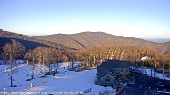 Weather camera view of Wintergreen Mtn. at 3600 ft. elev..