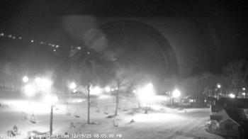 Weather camera view of Wintergreen Mtn. at 3600 ft. elev..