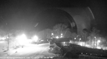 Weather camera view of Wintergreen Mtn. at 3600 ft. elev..