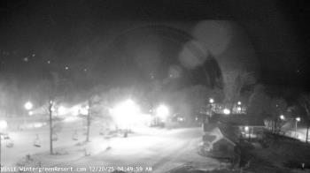 Weather camera view of Wintergreen Mtn. at 3600 ft. elev..