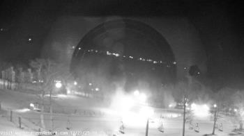 Weather camera view of Wintergreen Mtn. at 3600 ft. elev..