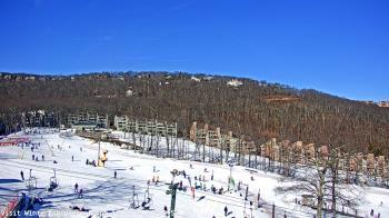 Weather camera view of Wintergreen Mtn. at 3600 ft. elev..