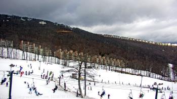 Weather camera view of Wintergreen Mtn. at 3600 ft. elev..