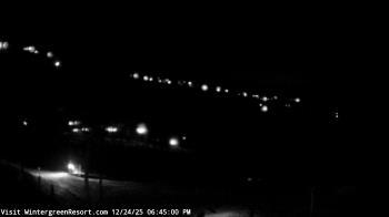 Weather camera view of Wintergreen Mtn. at 3600 ft. elev..