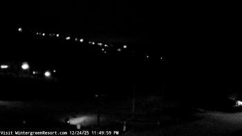 Weather camera view of Wintergreen Mtn. at 3600 ft. elev..