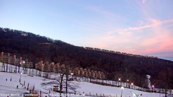 Weather camera view of Wintergreen Mtn. at 3600 ft. elev..