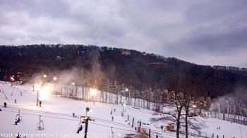 Weather camera view of Wintergreen Mtn. at 3600 ft. elev..