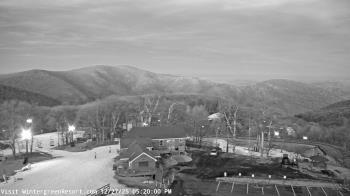 Weather camera view of Wintergreen Mtn. at 3600 ft. elev..