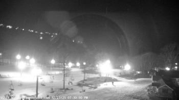 Weather camera view of Wintergreen Mtn. at 3600 ft. elev..