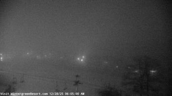 Weather camera view of Wintergreen Mtn. at 3600 ft. elev..