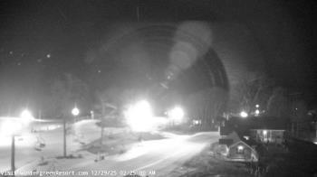 Weather camera view of Wintergreen Mtn. at 3600 ft. elev..