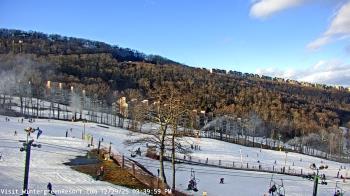 Weather camera view of Wintergreen Mtn. at 3600 ft. elev..