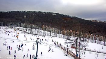 Weather camera view of Wintergreen Mtn. at 3600 ft. elev..