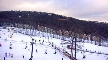 Weather camera view of Wintergreen Mtn. at 3600 ft. elev..