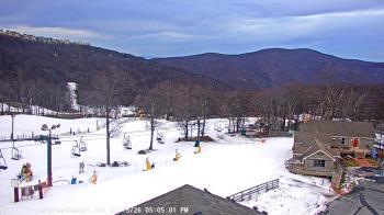 Weather camera view of Wintergreen Mtn. at 3600 ft. elev..