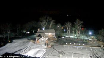 Weather camera view of Wintergreen Mtn. at 3600 ft. elev..