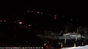 Weather camera view of Wintergreen Mtn. at 3600 ft. elev..